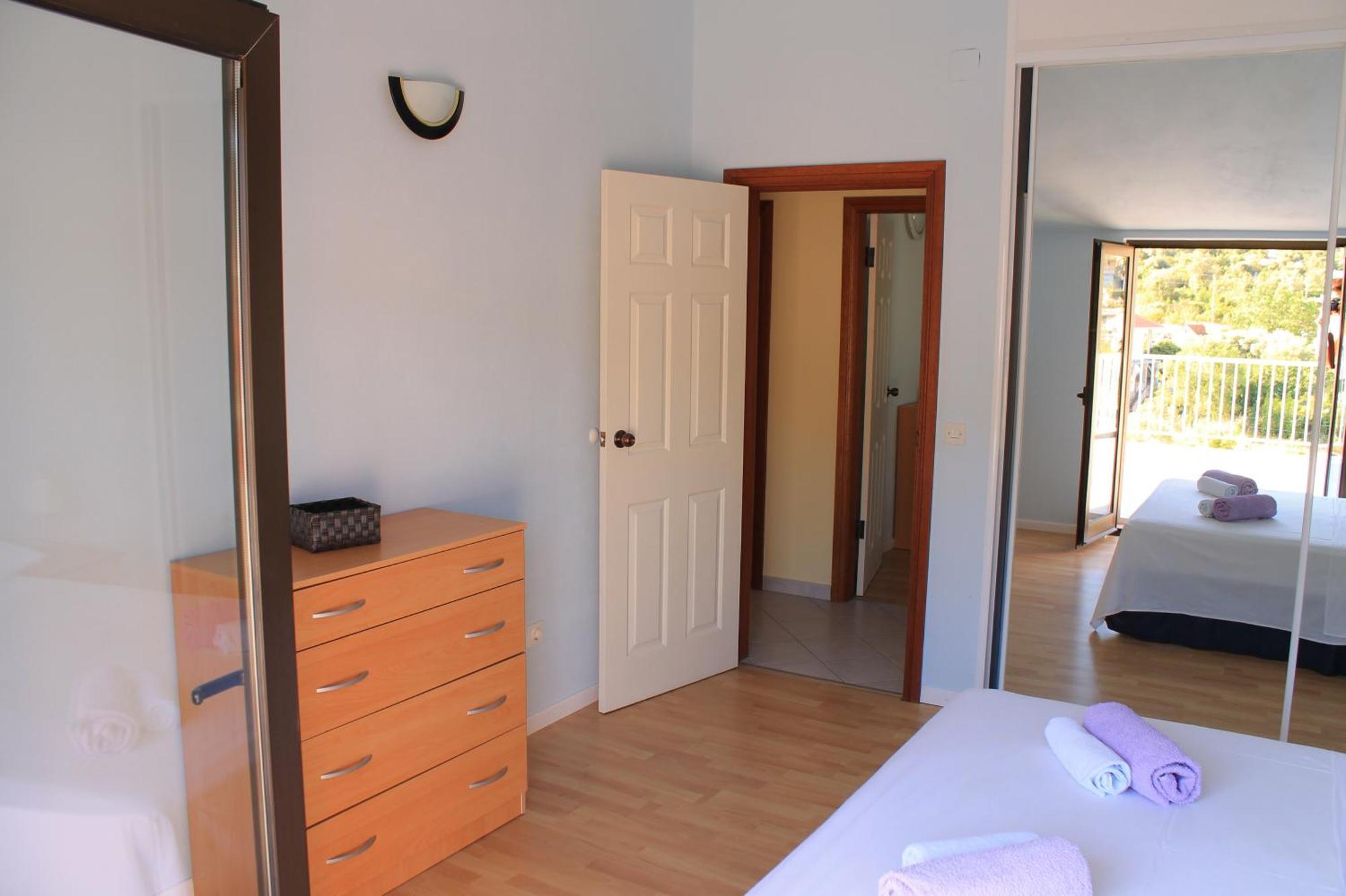 Apartments Yerkovic マリナ 部屋 写真