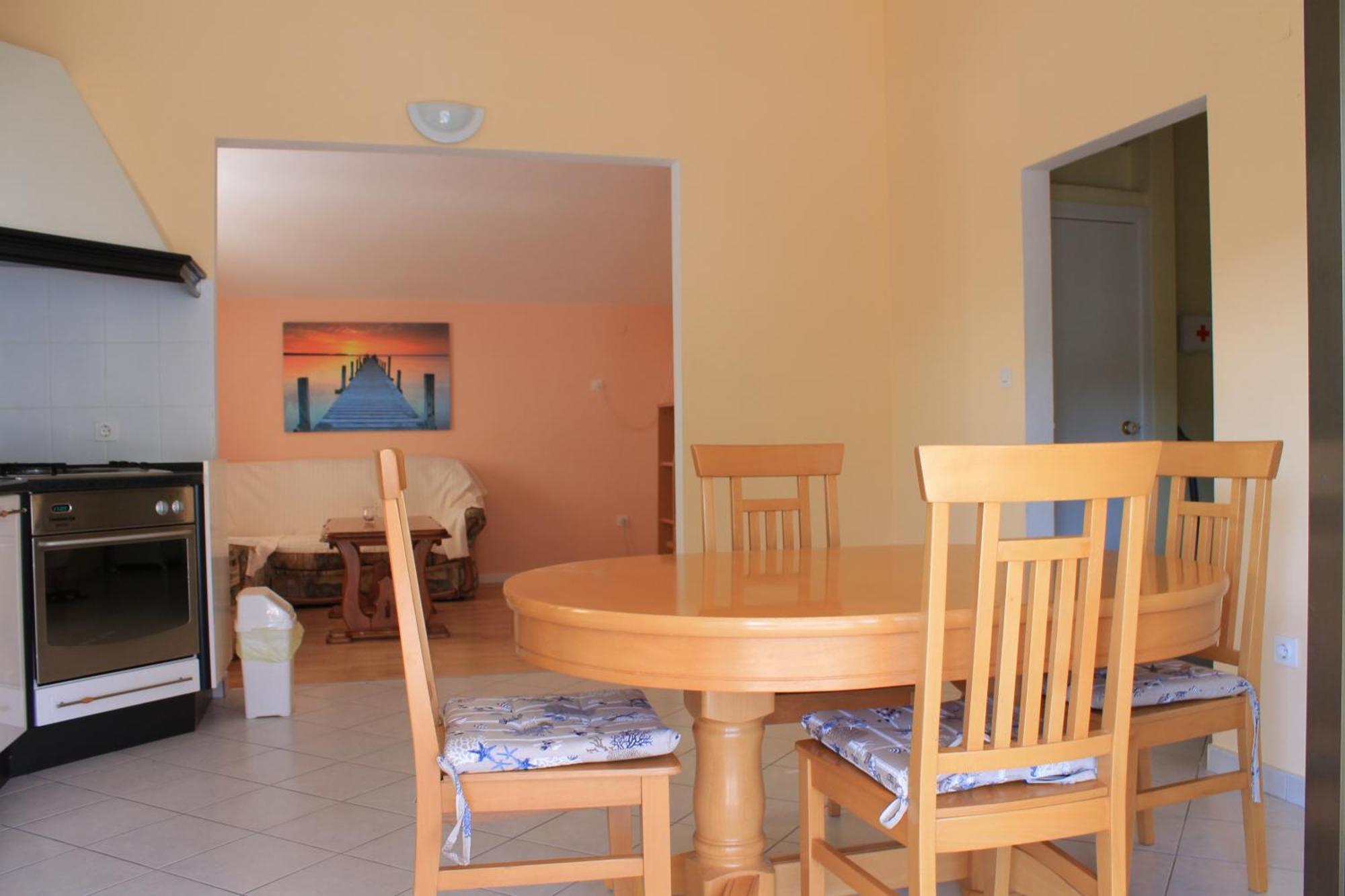 Apartments Yerkovic マリナ 部屋 写真