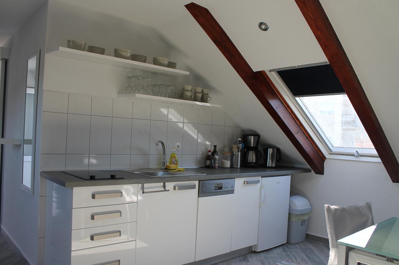 Apartments Yerkovic マリナ 部屋 写真